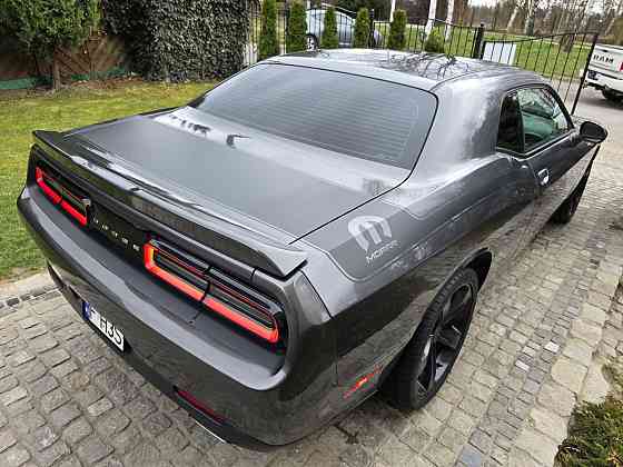 Dodge Challenger 5.7 V8 Hemi Manual Śródmieście