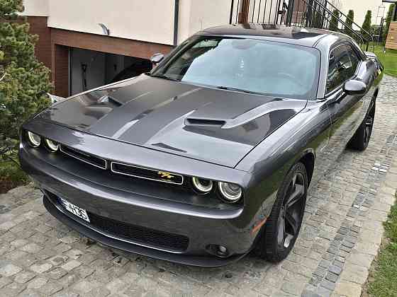 Dodge Challenger 5.7 V8 Hemi Manual Śródmieście