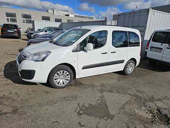 Citroën Berlingo 2016 – dobrze utrzymany minivan Warsaw