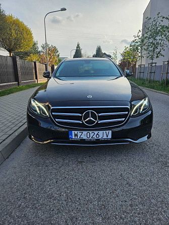 Mercedes E Klasa 220d 2.0 Diesel, 195KM, Automatyczna skrzynia biegów Śródmieście - photo 5