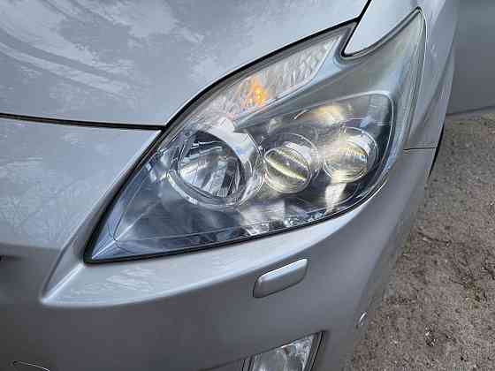 Toyota Prius Hybrid – komfort i oszczędność Warszawa