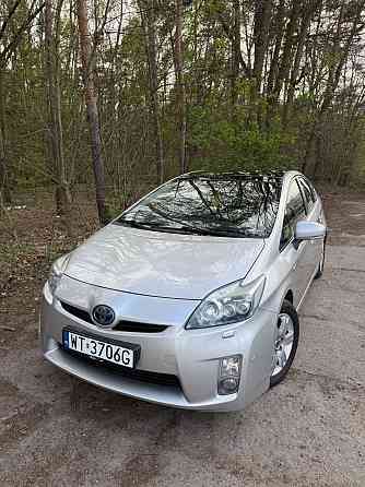Toyota Prius Hybrid – komfort i oszczędność Warszawa
