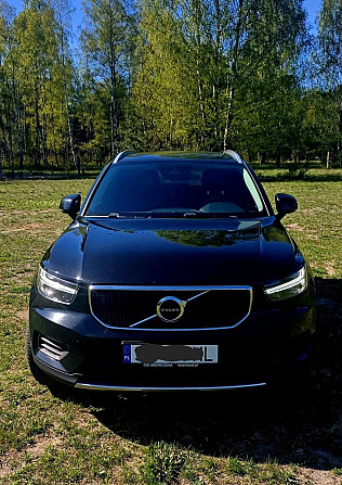 Bezpieczny i komfortowy SUV Volvo XC40 Warsaw - photo 3