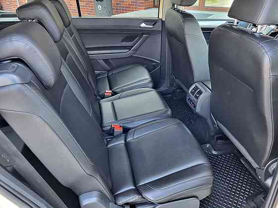 Volkswagen Touran 2.0 Diesel, 7 miejsc, DSG Varsovie