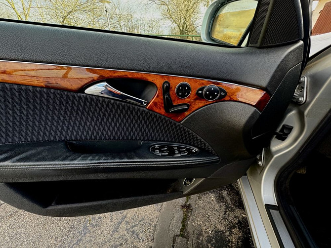 Mercedes E Klasa W211 w idealnym stanie! Varsovia - foto 3