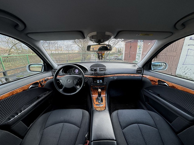 Mercedes E Klasa W211 w idealnym stanie! Varsovia - foto 7