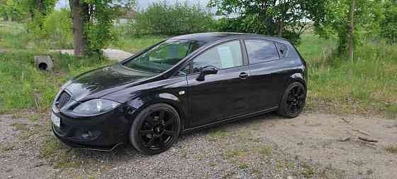 Seat Leon 2 1.9 TDI – dynamiczny hatchback w świetnym stanie Warsaw
