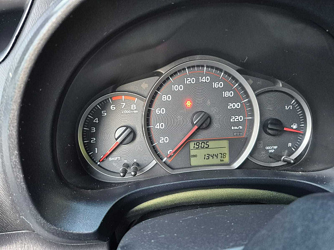 Toyota Yaris 2011 - Niezawodny i ekonomiczny hatchback Warszawa - photo 7