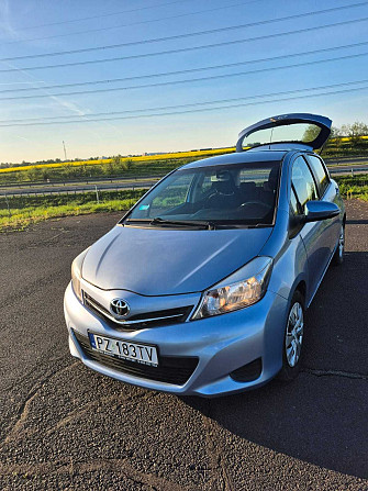 Toyota Yaris 2011 - Niezawodny i ekonomiczny hatchback Warszawa - photo 4