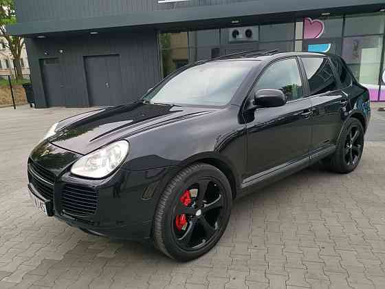 Porsche Cayenne Turbo 2003 – moc i komfort Warsaw
