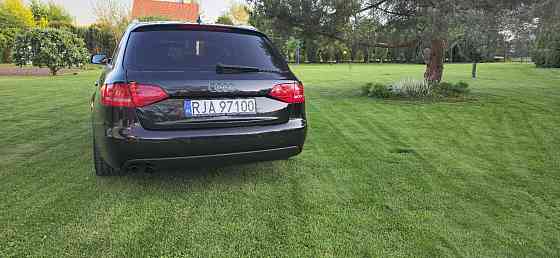 Audi A4 Kombi 2011 – Diesel, Manualna Warsaw
