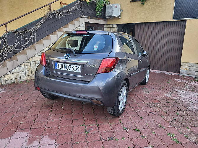 Toyota Yaris Hybrid, ekonomiczny i niezawodny Srodmiescie - photo 6