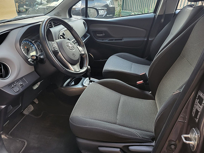 Toyota Yaris Hybrid, ekonomiczny i niezawodny Srodmiescie - photo 5