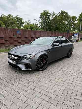 Mercedes E63s AMG w idealnym stanie Warsaw
