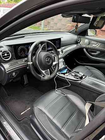 Mercedes E63s AMG w idealnym stanie Warsaw