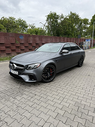 Mercedes E63s AMG w idealnym stanie Warsaw - photo 2
