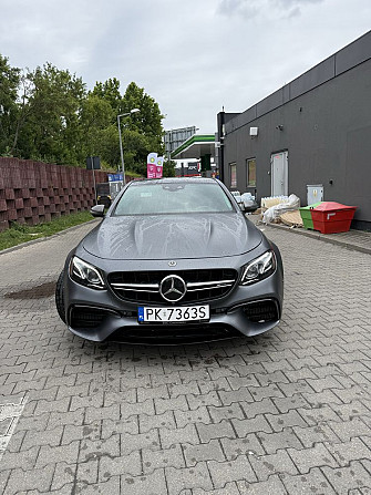 Mercedes E63s AMG w idealnym stanie Warsaw - photo 7