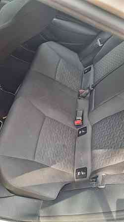 Toyota Corolla Hybrid 1.8 – ekonomiczne i komfortowe auto Warszawa