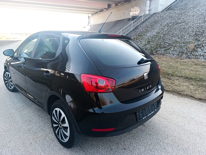 Seat Ibiza IV 1.2 MPI 70KM, 2015, Niemcy Varsovia - foto 1
