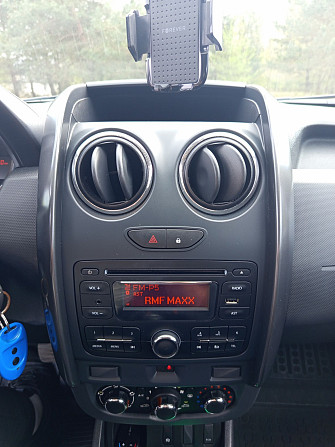 Dacia Duster 2016 LPG - idealne auto do miasta i terenu Varsovia - foto 1