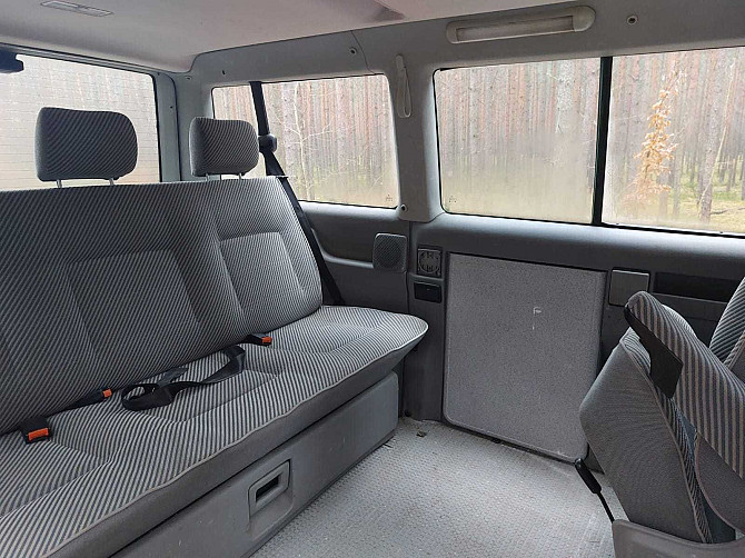 Volkswagen Multivan Classic - solidny van w dobrym stanie Warschau - photo 1