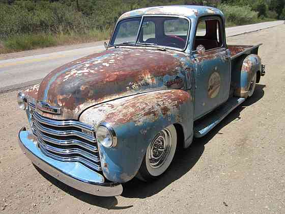 Chevrolet F3100 – klasyczny pickup o niepowtarzalnym stylu Warszawa